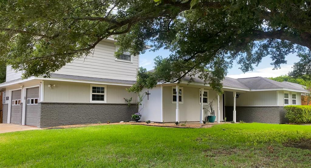 1618 W 11th Street, Freeport, Texas image 1