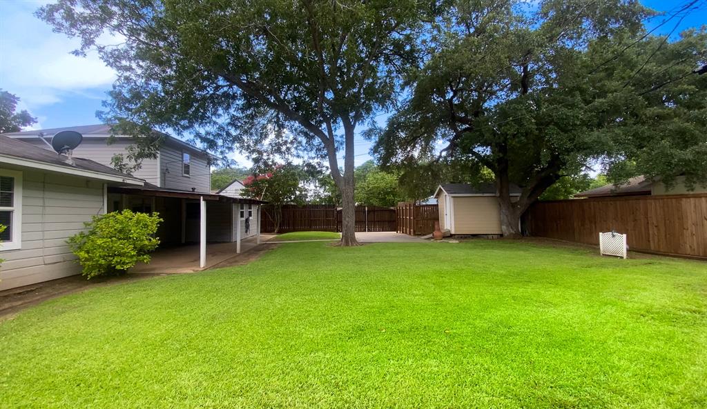 1618 W 11th Street, Freeport, Texas image 39