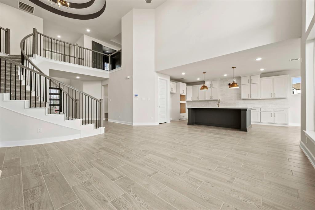 26207 Brilliant Beam Way