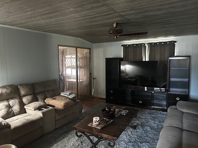 403 Deep Canyon Circle, Somerville, Texas image 6
