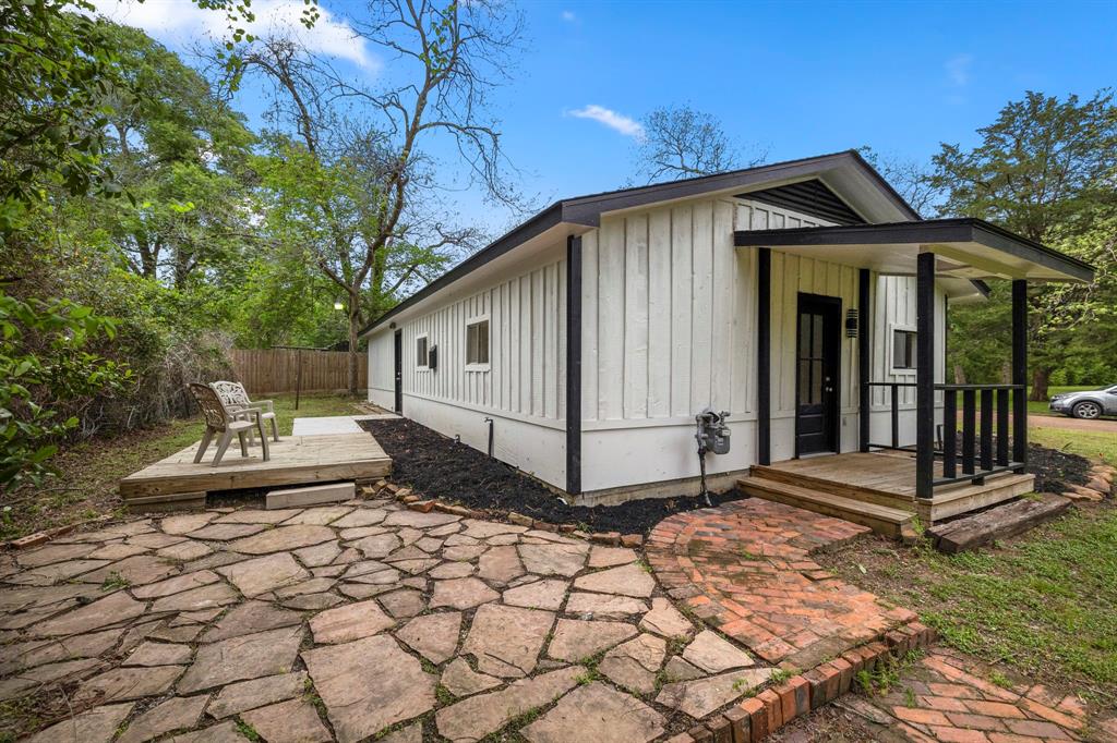 523 N Oakhurst Drive, Livingston, Texas image 27