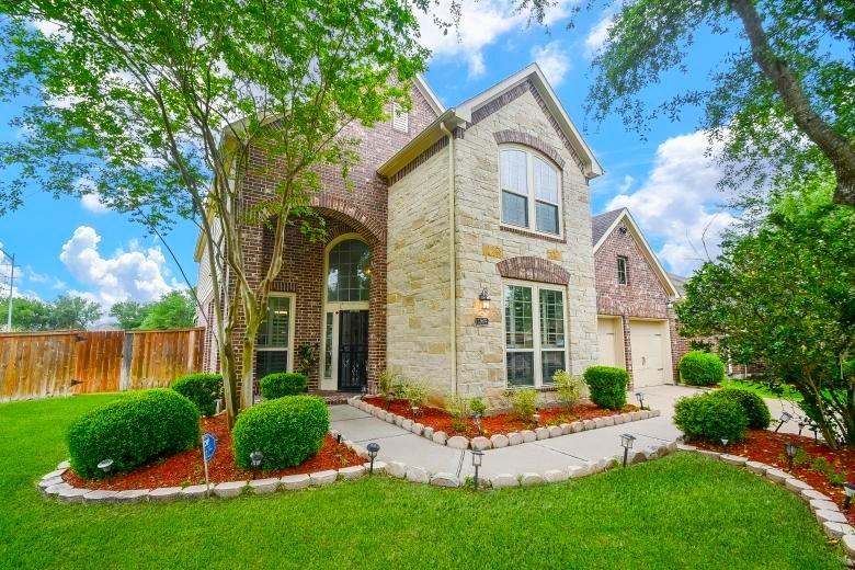 13619 Orchard Wind Lane, Pearland, Texas image 2