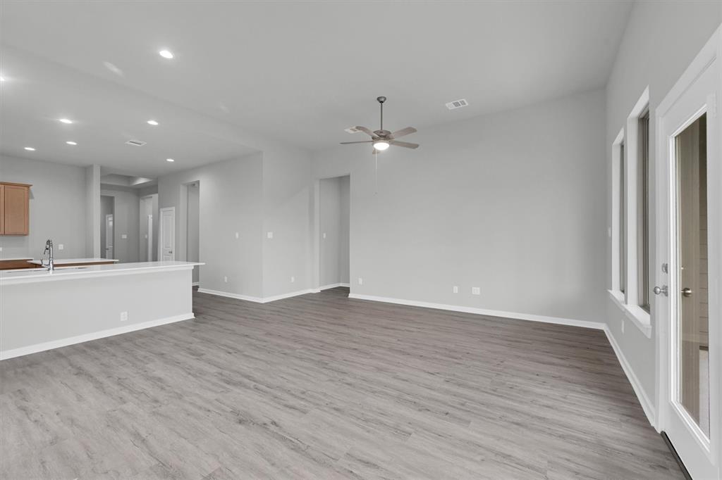 746 Mockingbird Passage, Beasley, Texas image 15