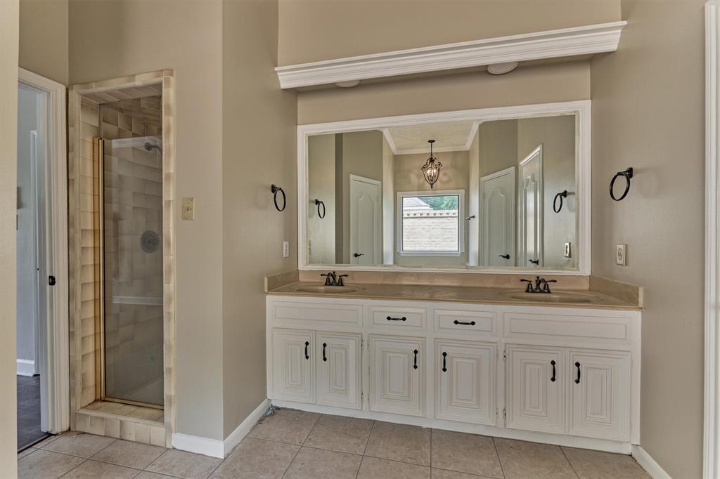 19102 Masterwood Court, Humble, Texas image 5