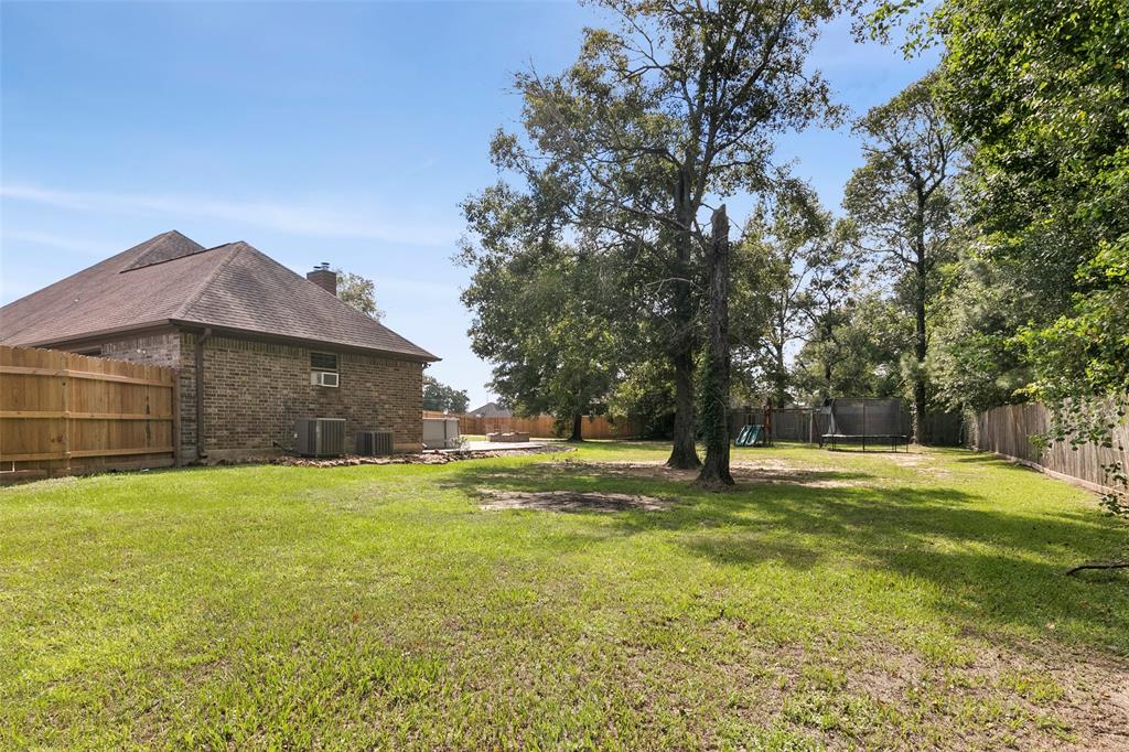 10100 E Greenwood Drive, Orange, Texas image 32