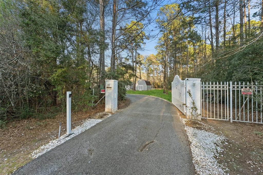 1518 Honea Egypt Road, Magnolia, Texas image 2