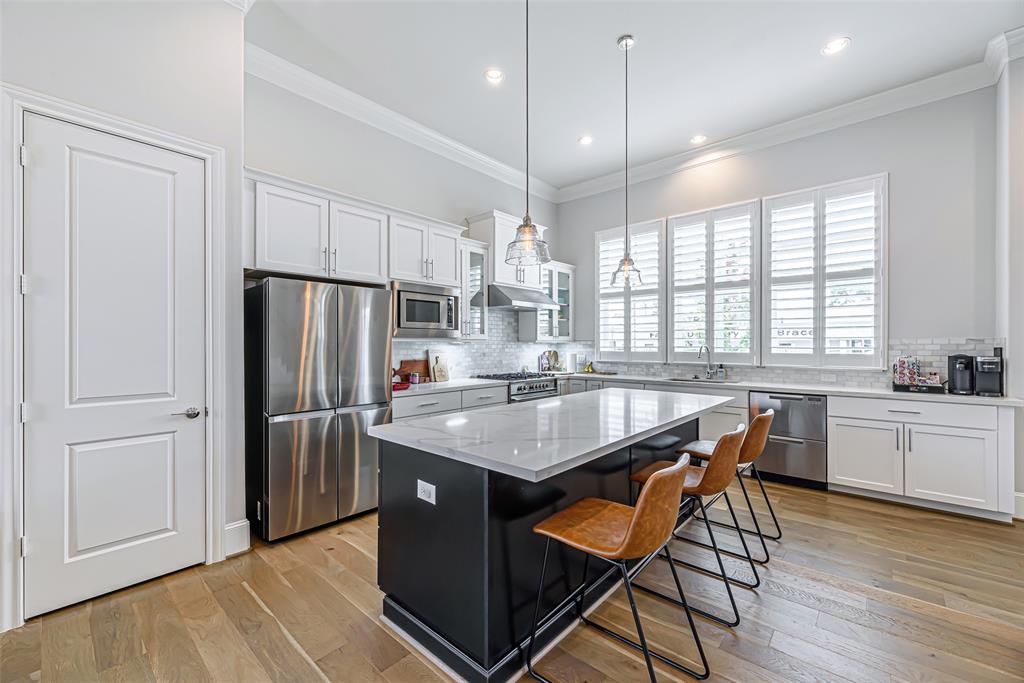2414 Hollister Road, Houston, Texas image 2