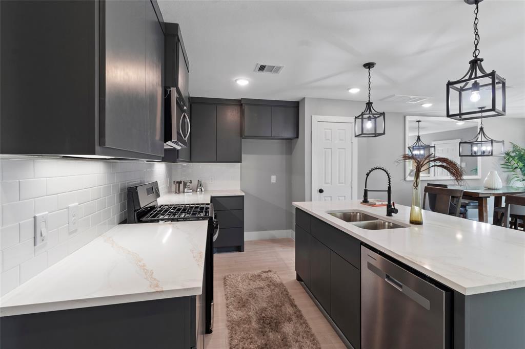 9938 Lanewell Street, Houston, Texas image 8