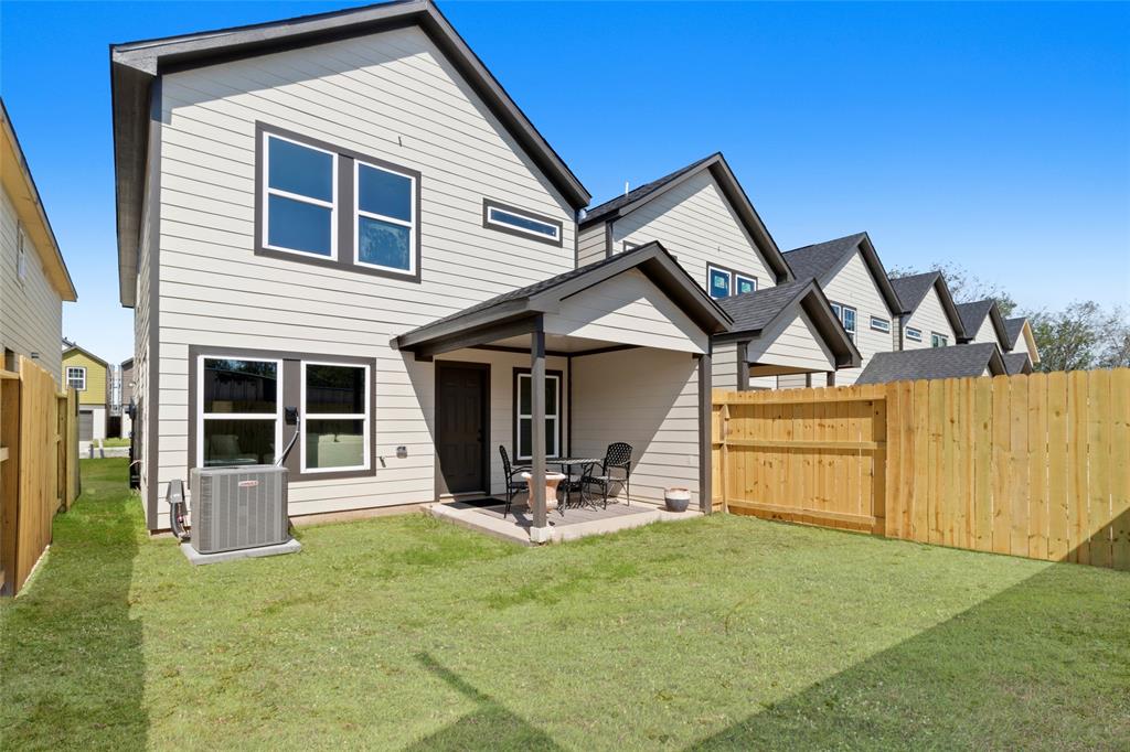 9938 Lanewell Street, Houston, Texas image 21
