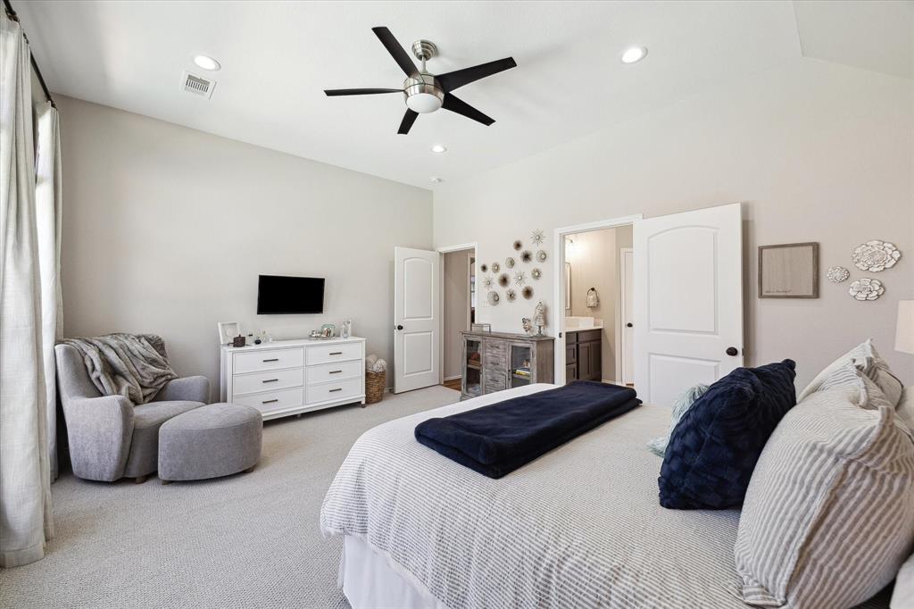 2817 Field Hollow Drive, Pearland, Texas image 11