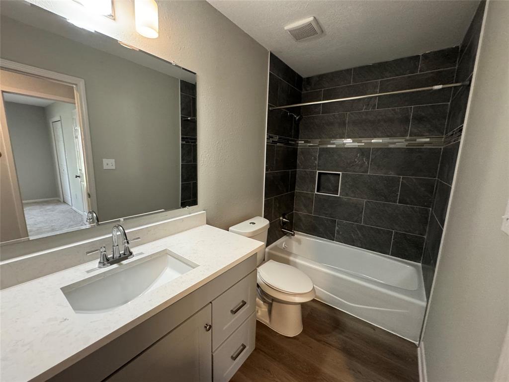 708 S 5th 1/2 Street, Nederland, Texas image 18