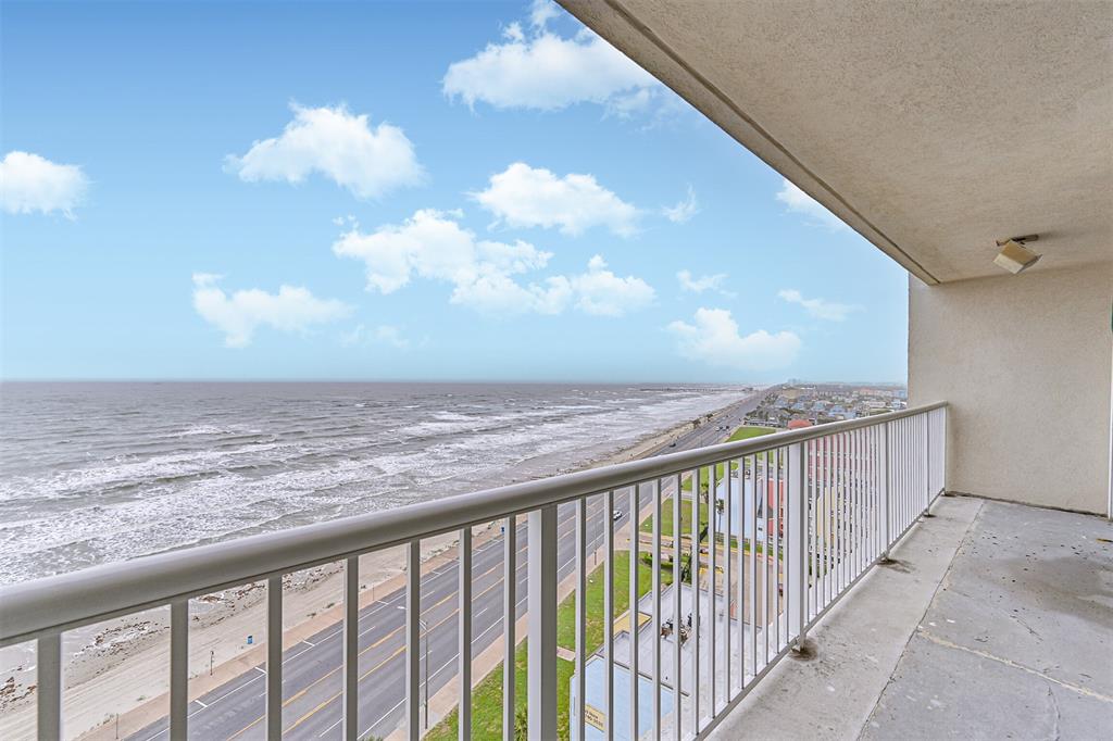 Galveston, Texas 77551, United States, 2 Bedrooms Bedrooms, ,2 BathroomsBathrooms,Residential,Active,184175