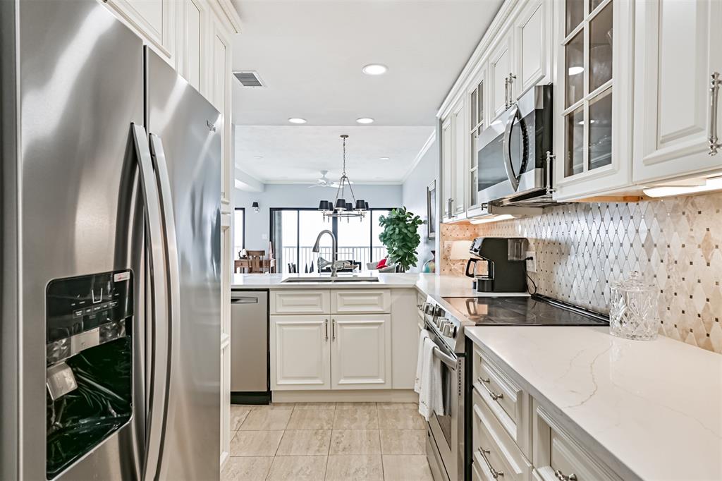 Galveston, Texas 77551, United States, 2 Bedrooms Bedrooms, ,2 BathroomsBathrooms,Residential,Active,184175