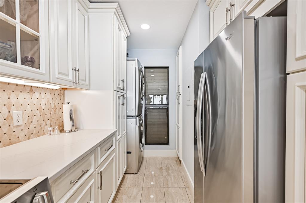 Galveston, Texas 77551, United States, 2 Bedrooms Bedrooms, ,2 BathroomsBathrooms,Residential,Active,184175