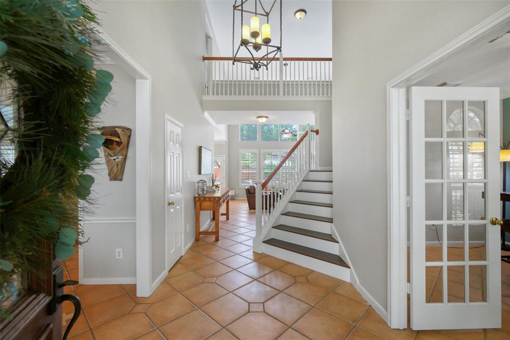 6911 Chessley Chase Drive, Sugar Land, Texas image 3