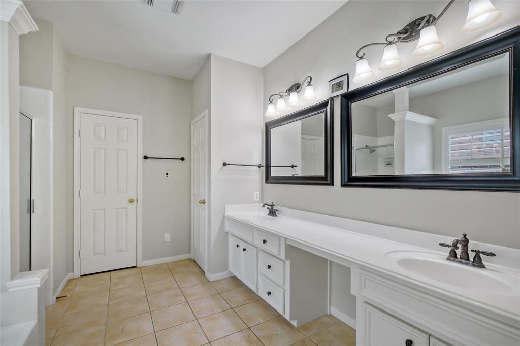 6911 Chessley Chase Drive, Sugar Land, Texas image 13