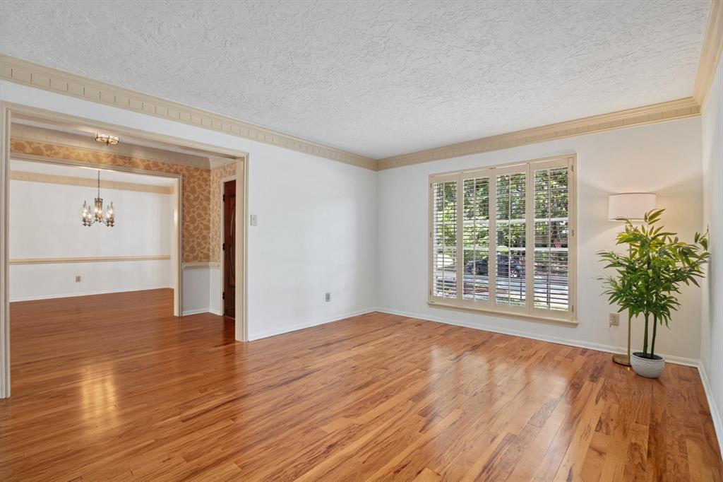 3407 Maple Park Drive, Kingwood, Texas image 10