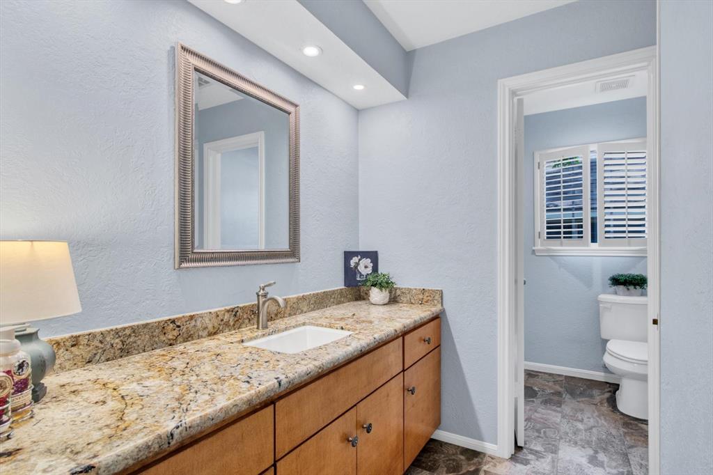 3407 Maple Park Drive, Kingwood, Texas image 30