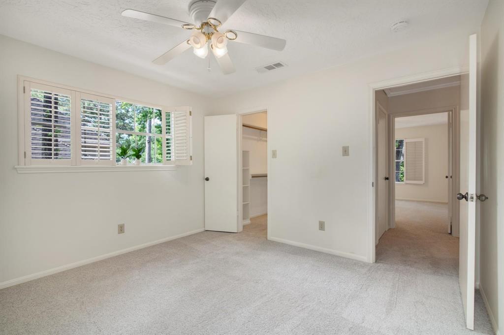 3407 Maple Park Drive, Kingwood, Texas image 33