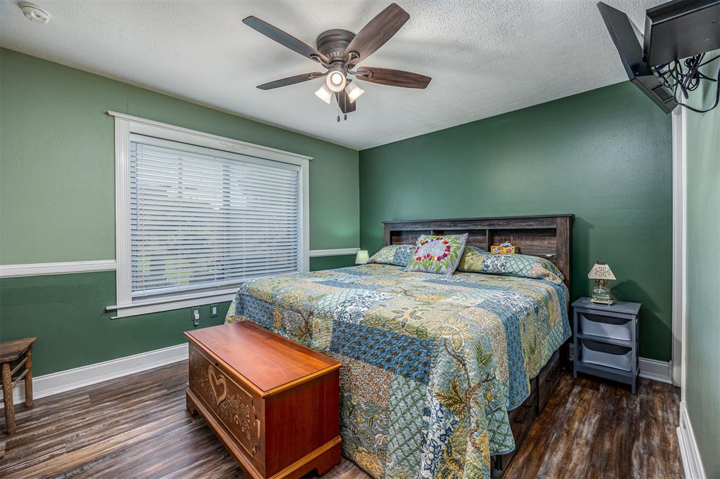 505 Mary Lane, Highlands, Texas image 17