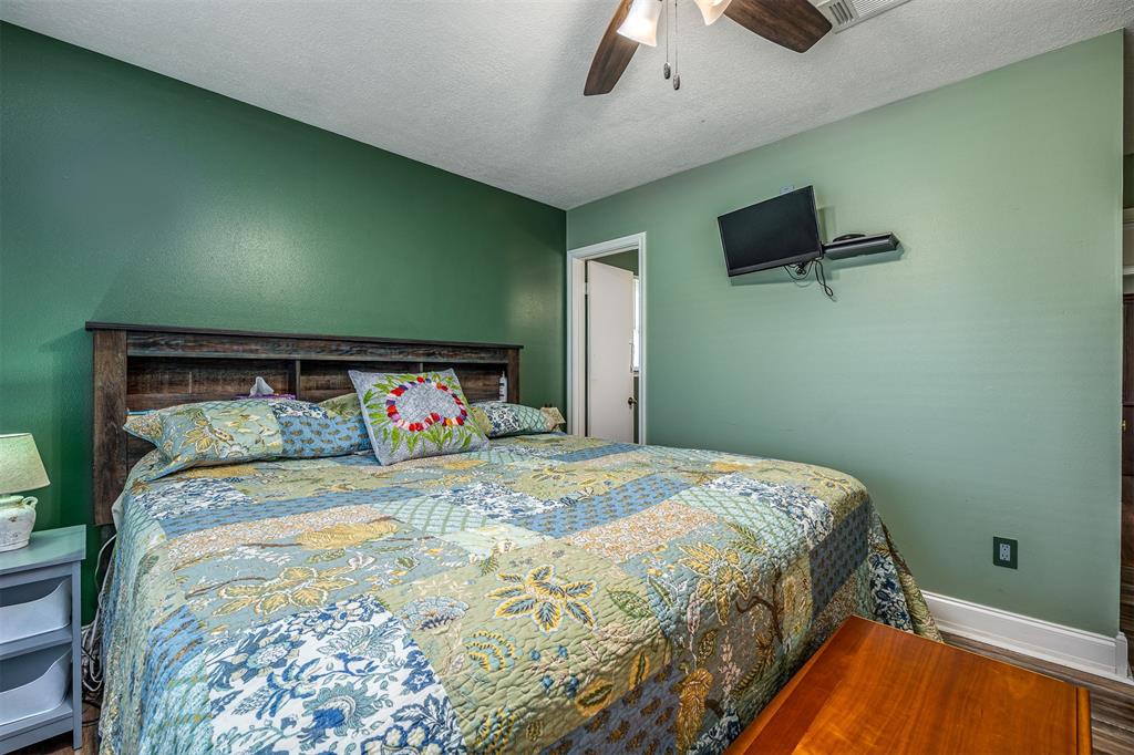 505 Mary Lane, Highlands, Texas image 18