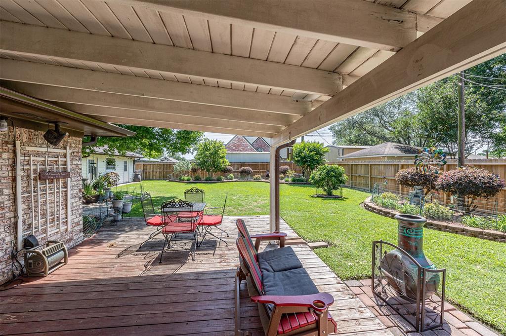 505 Mary Lane, Highlands, Texas image 8