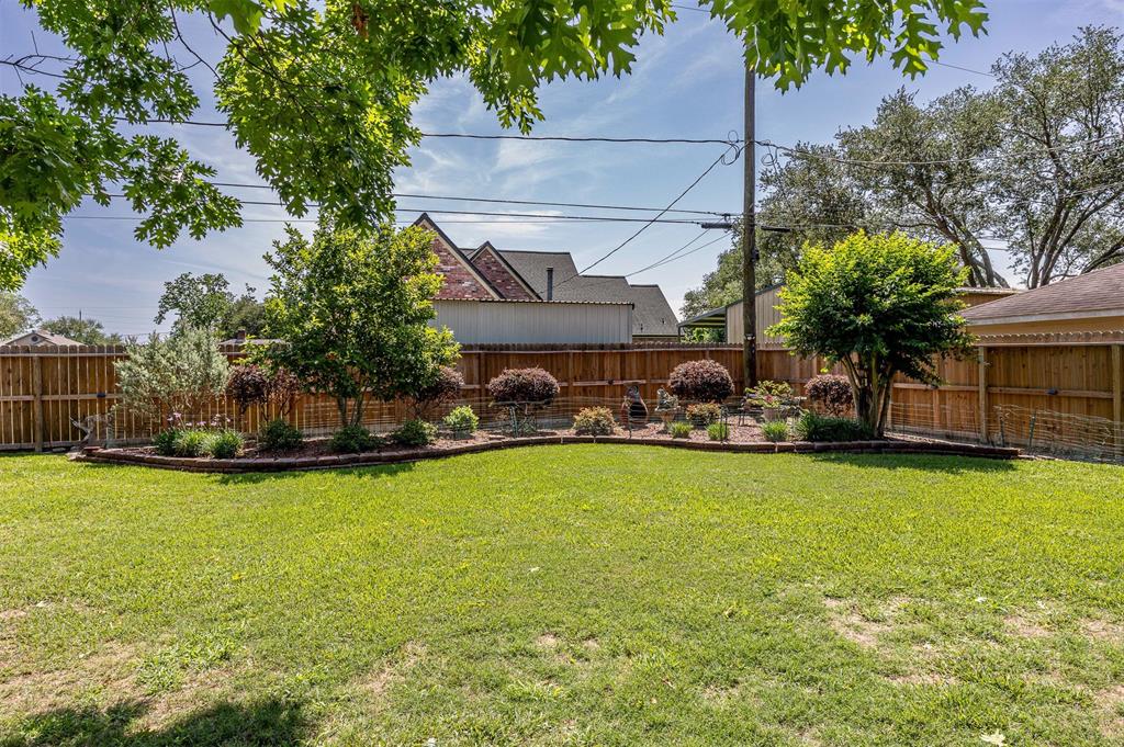 505 Mary Lane, Highlands, Texas image 11