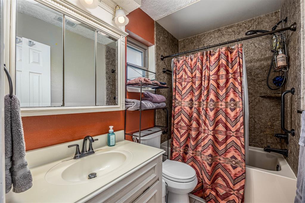 505 Mary Lane, Highlands, Texas image 33