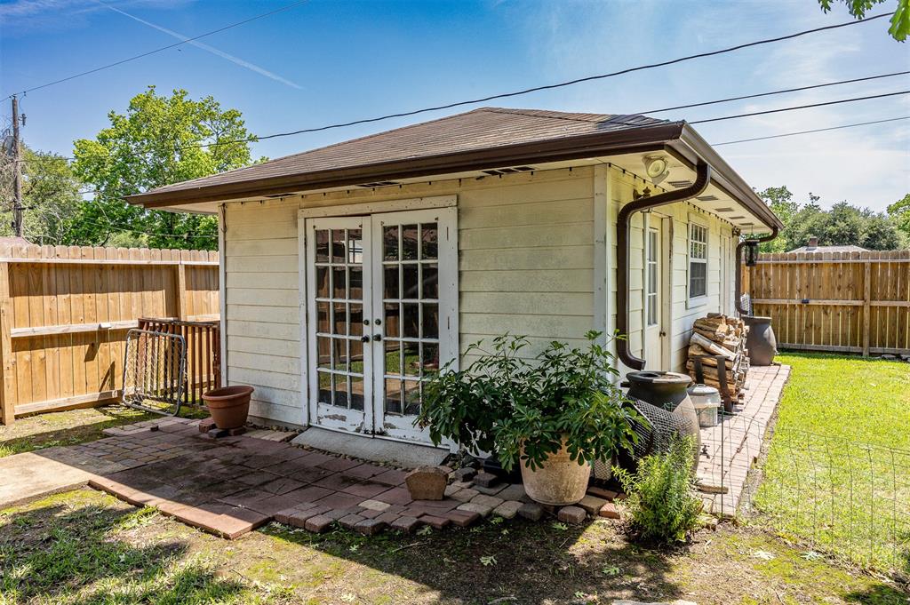 505 Mary Lane, Highlands, Texas image 16