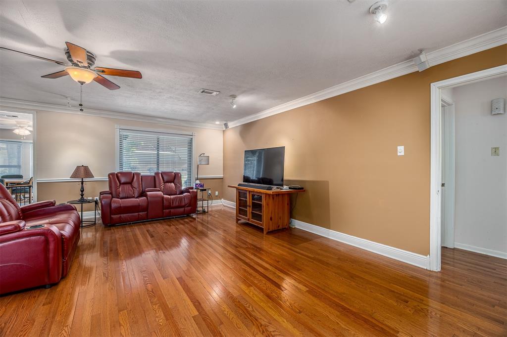 505 Mary Lane, Highlands, Texas image 23