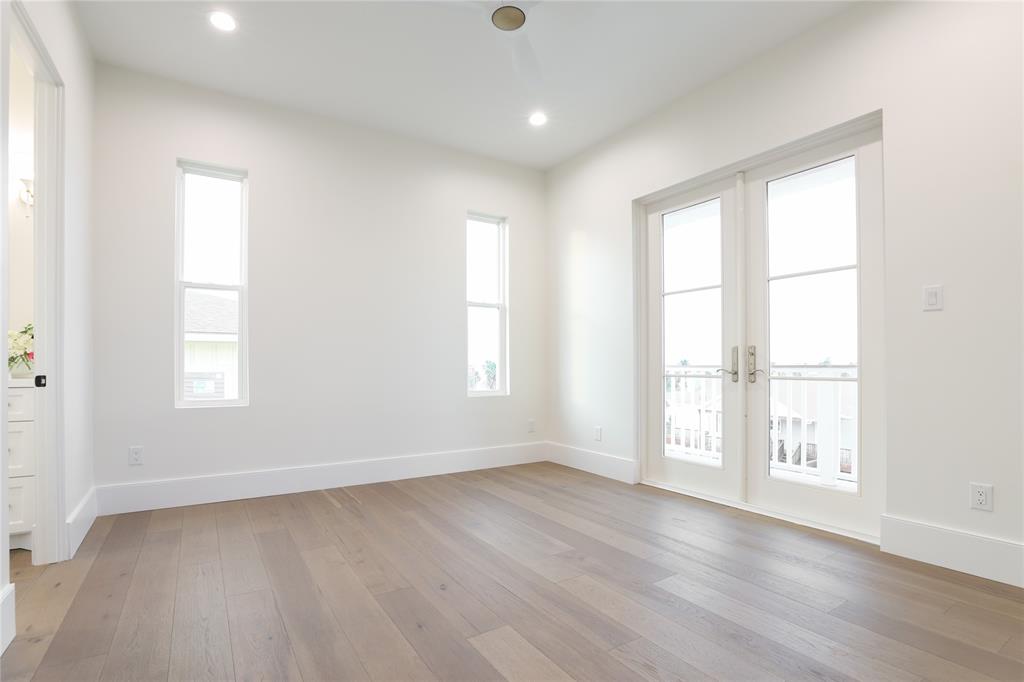 426 81st Street, Galveston, Texas image 37