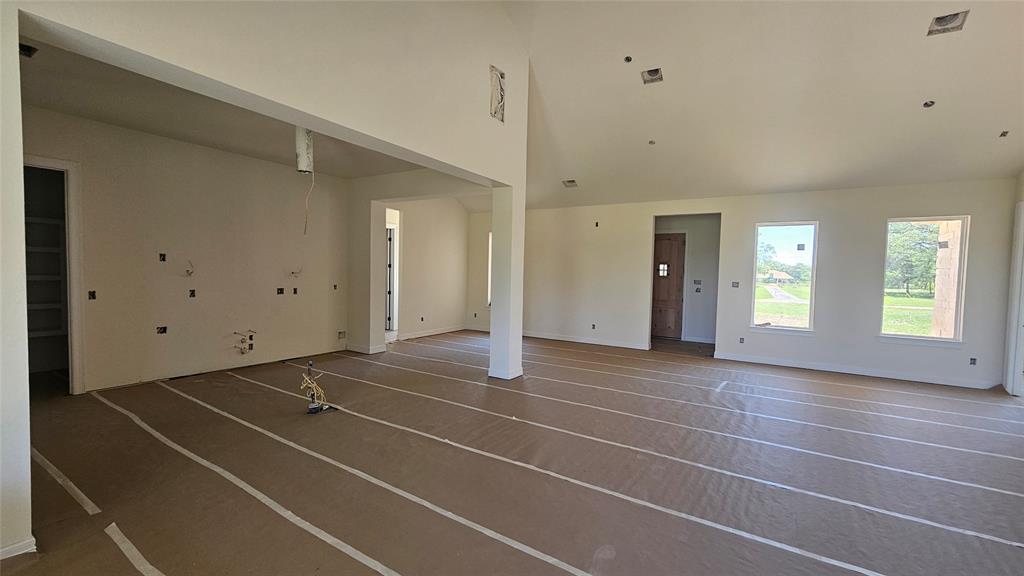 1720 Flintlock Court, Angleton, Texas image 9