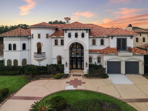 5101 Huckleberry Circle Houston TX 77056