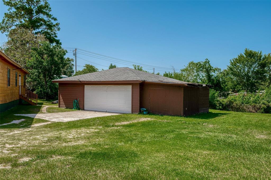 695 Yaupon Cove Drive, Onalaska, Texas image 38