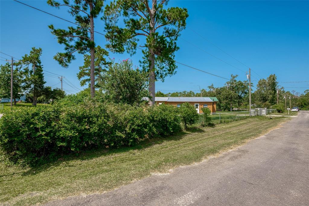 695 Yaupon Cove Drive, Onalaska, Texas image 42