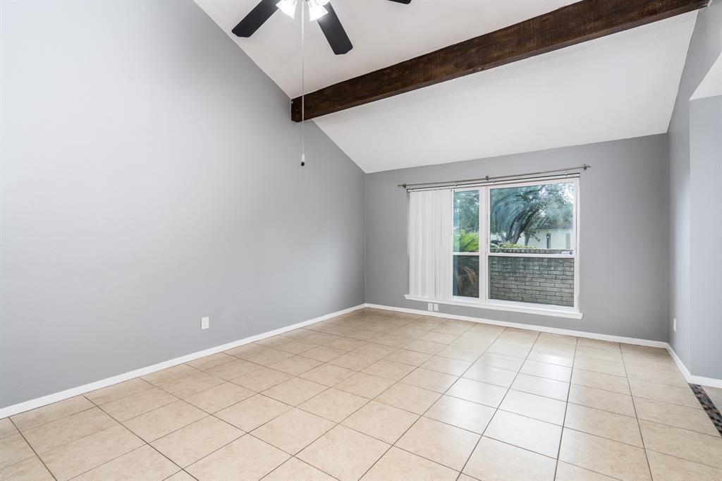 8660 Maplecrest Drive, Houston, Texas image 6