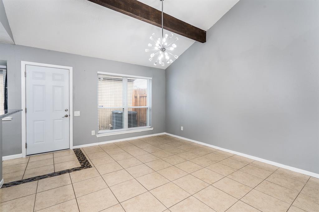 8660 Maplecrest Drive, Houston, Texas image 9