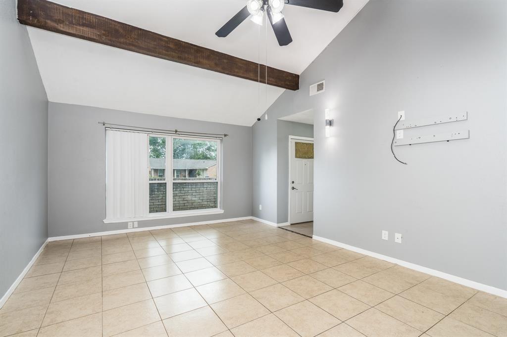 8660 Maplecrest Drive, Houston, Texas image 7