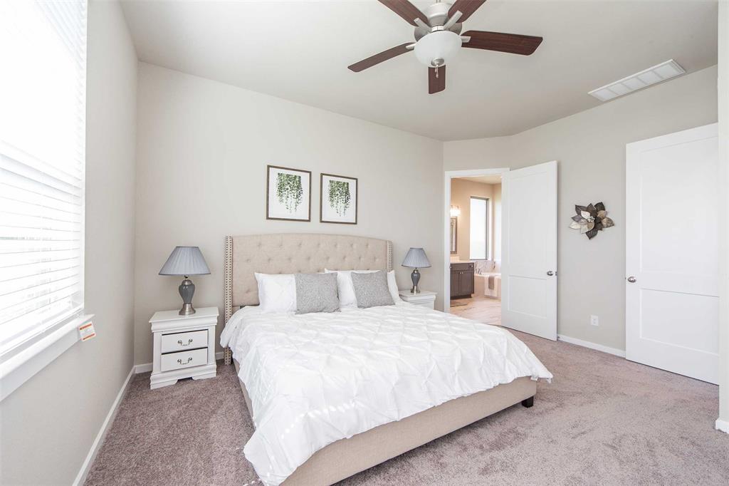2151 Long Spring Drive, Missouri City, Texas image 17