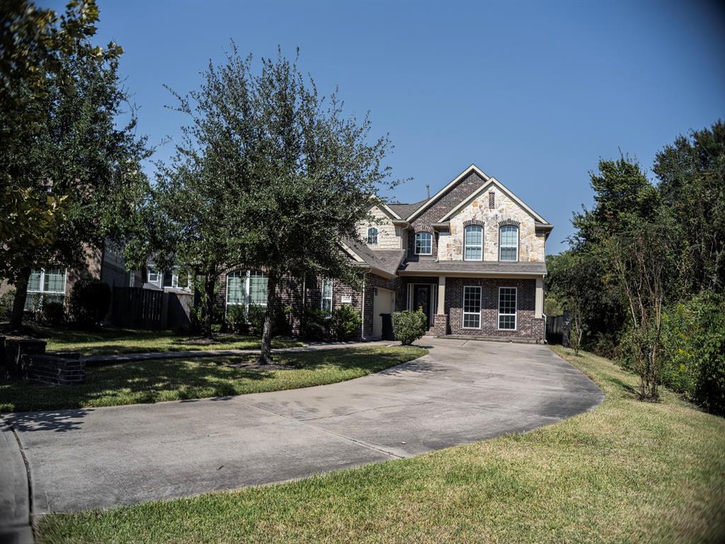 18006 E Williams Bend Drive, Cypress, Texas image 2