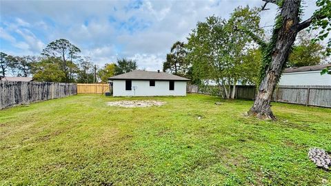 A home in Anahuac