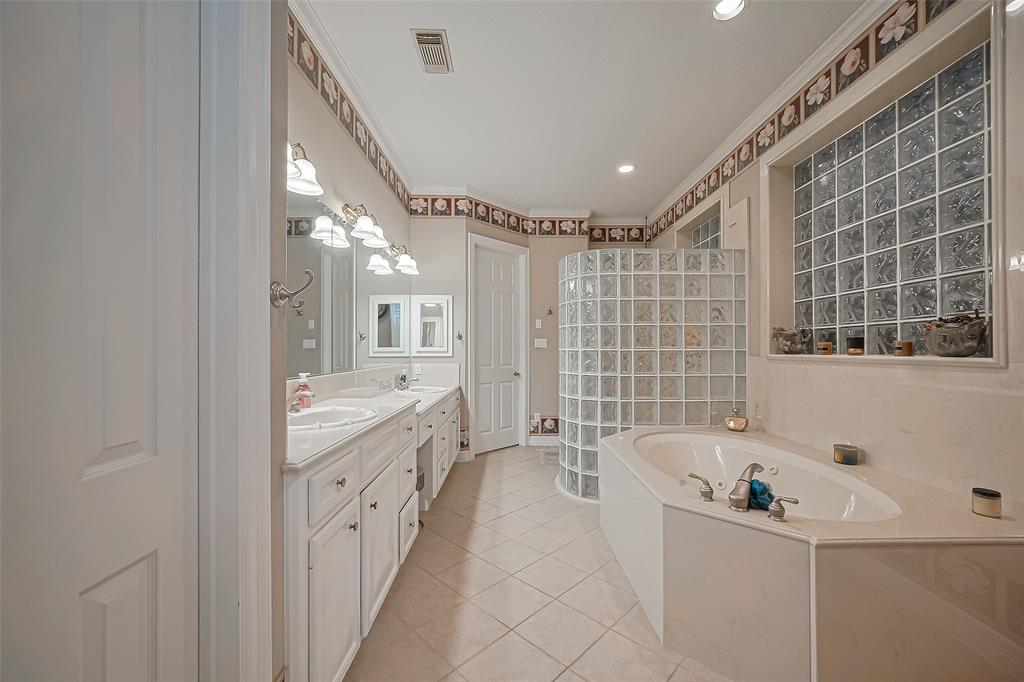 122 Marble Staff Court, Houston, Texas image 16