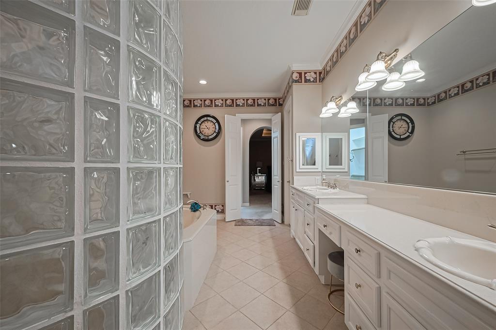122 Marble Staff Court, Houston, Texas image 17