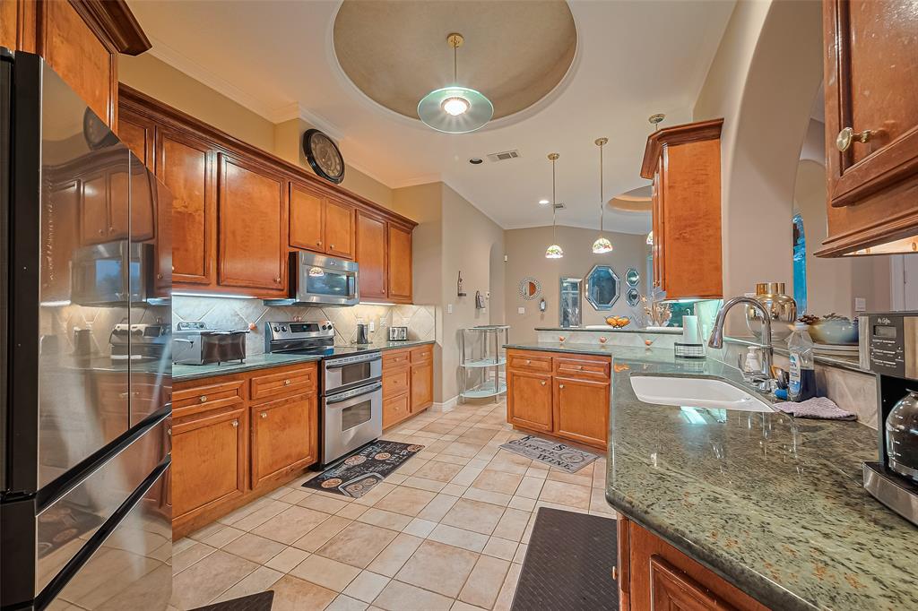 122 Marble Staff Court, Houston, Texas image 10