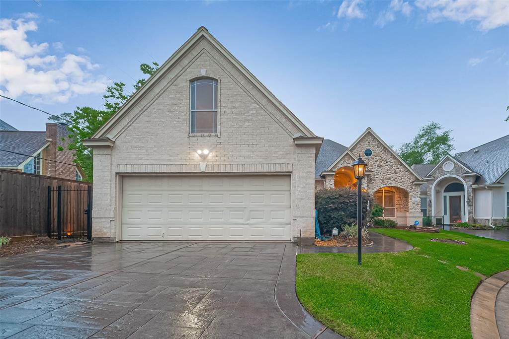 122 Marble Staff Court, Houston, Texas image 1
