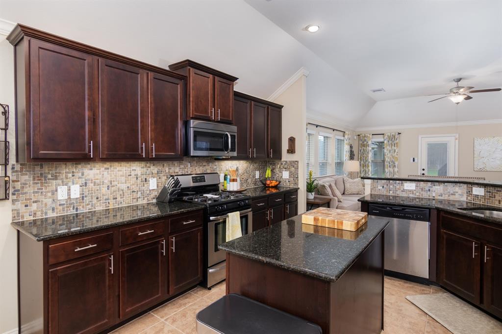 23118 Mestina Knoll Drive, Porter, Texas image 11