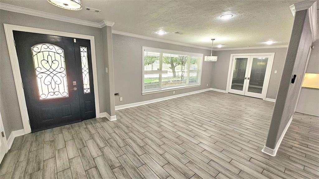 3318 N Braeswood Boulevard, Houston, Texas image 19