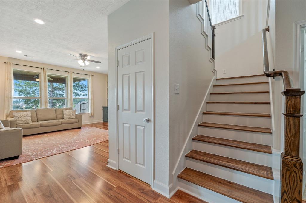 1923 Elkington Circle, Conroe, Texas image 23