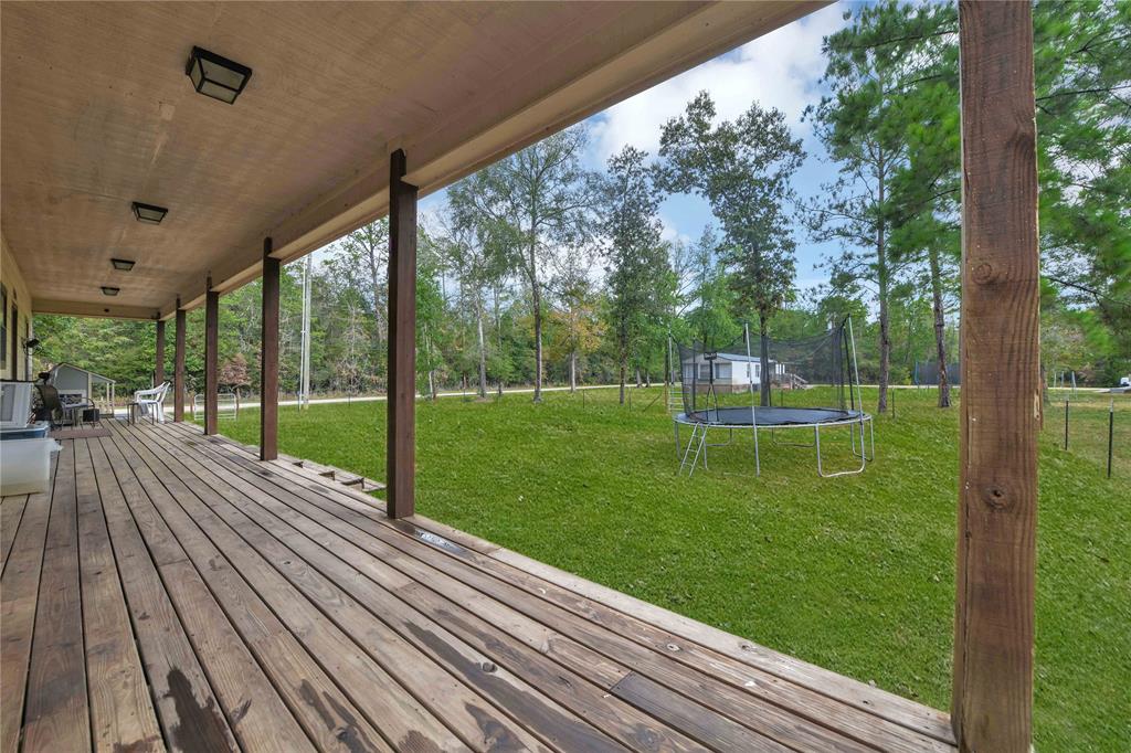 711 Forest Springs, Livingston, Texas image 24