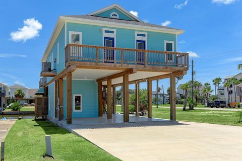 A home in Tiki Island